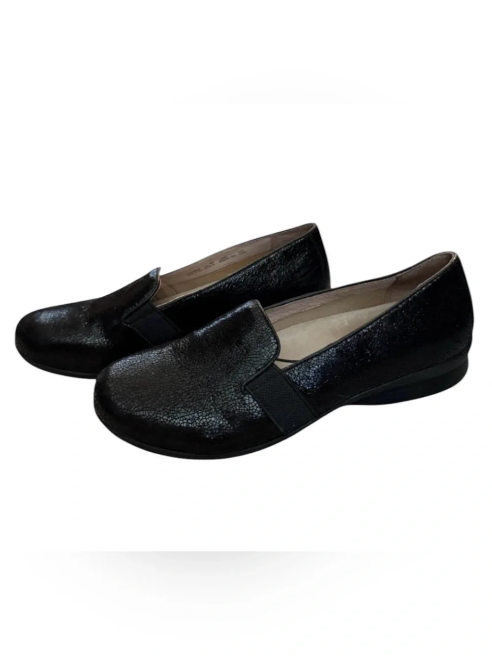 Dansko Addy women’s 40 (9-9.5) crackle black leather slip on loafers